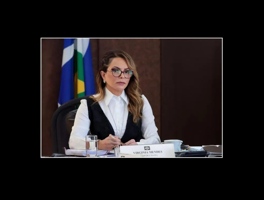 OPINIÃO Por: Virginia Mendes