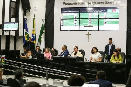 Câmara rejeita urgência de projeto que proíbe verbas públicas para o Carnaval