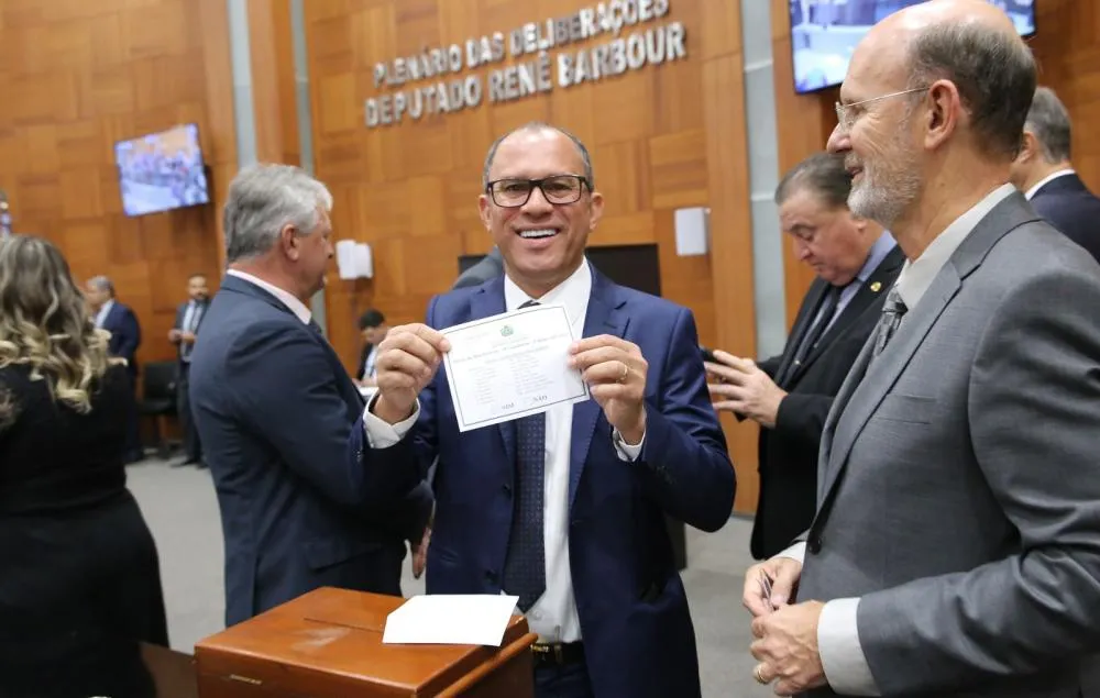 Fabinho está entre os 10 deputados que irão compor a nova Mesa Diretora da ALMT