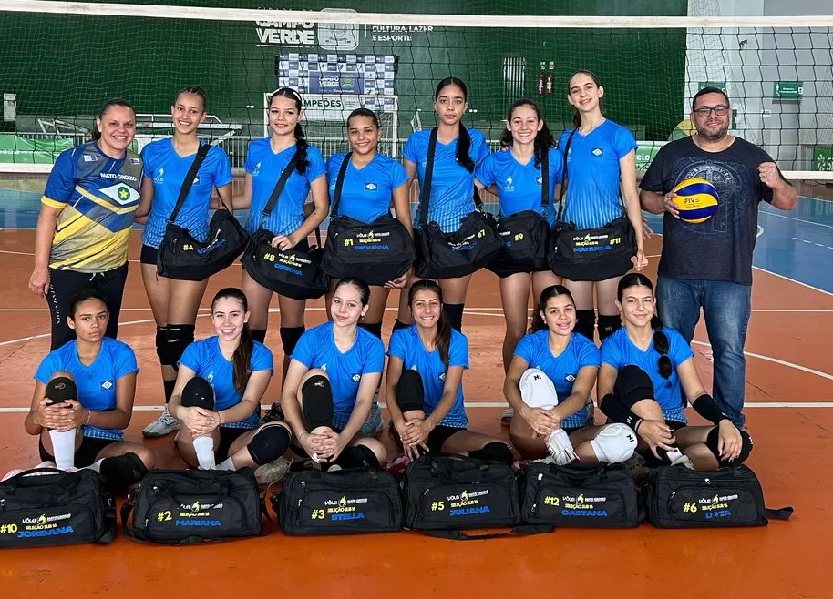Técnica de vôlei da escolinha municipal comanda seleção mato-grossense no campeonato brasileiro