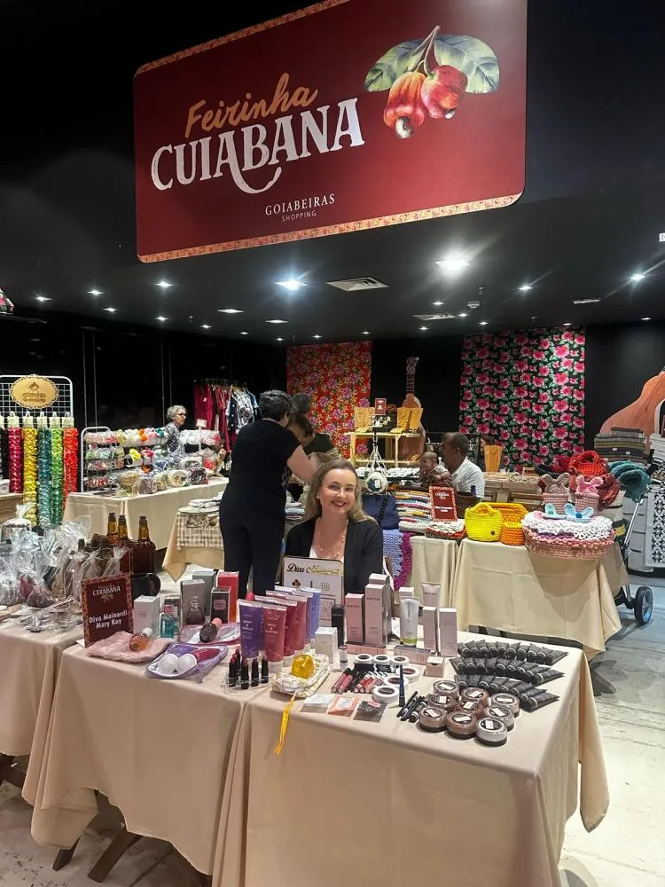 Feirinha Cuiabana celebra os 306 anos da capital com Flor Ribeirinha, mestre Alcides e oficina de pintura na terça (08)