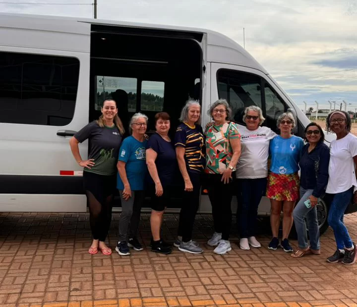 Equipe feminina de vôlei adaptado de Campo Verde realiza primeiro amistoso