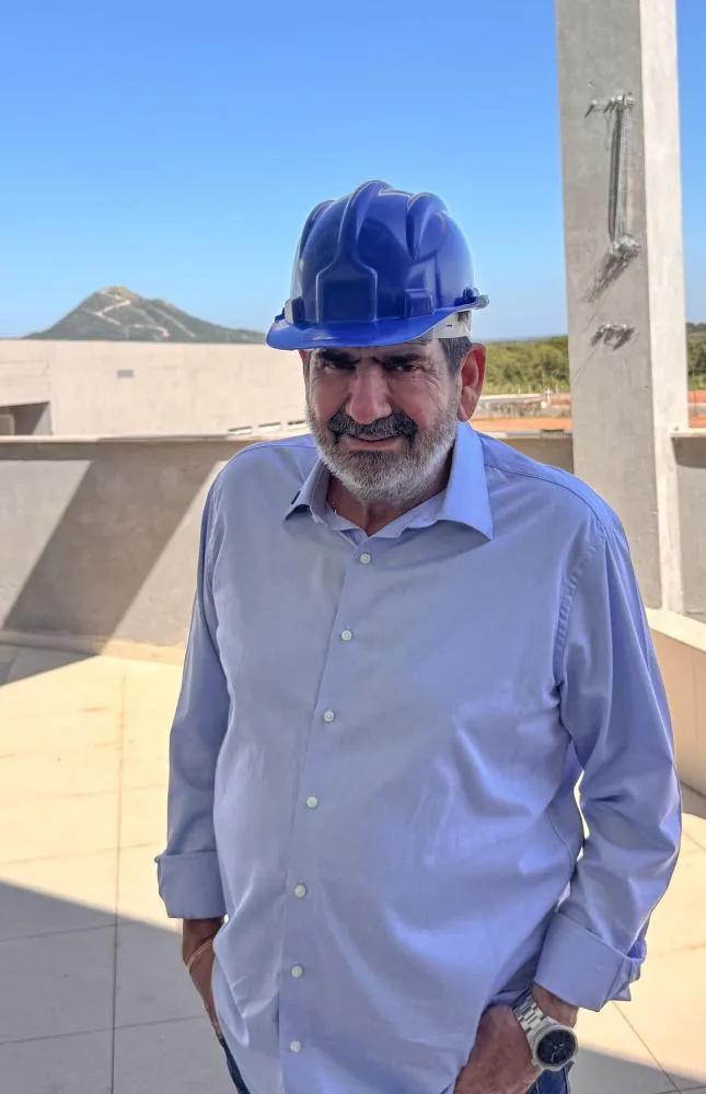 APÓS COMPRA DE NOVOS Dr. João exalta obras do novo Hospital Júlio Müller e propõe doação de equipamentos para o interior