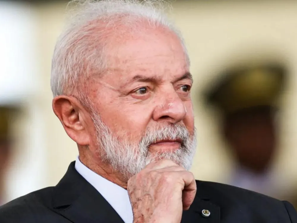 Após sentir vertigem e cancelar agenda, Lula passará por nova avaliação médica O presidente precisou ser levado para o hospital após o almoço na última segunda-feira (26/5) e realizou exames