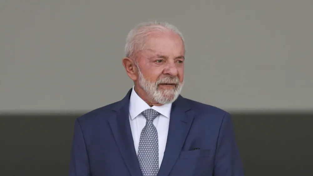 Aposentadoria é direito sagrado, diz Lula sobre fraudes no INSS Governo abriu, nesta sexta (11), prazo para ressarcimento dos descontos indevidos de aposentados e pensionistas