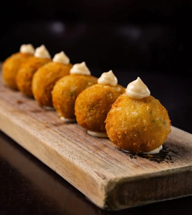 CHAMADA Cão Véio Cuiabá celebra o Dia dos Pais com experiência gastronômica e brinde exclusivo 