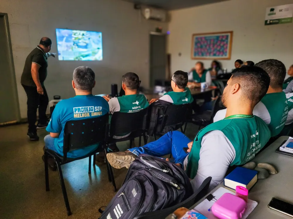 ACE participam de capacitação sobre combate ao Aedes aegypti