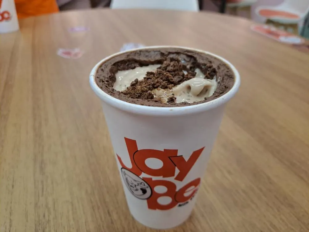 PROSA & COZINHA: O RESGATE AFETIVO EM FORMA DE MILK SHAKE NA JAYBE