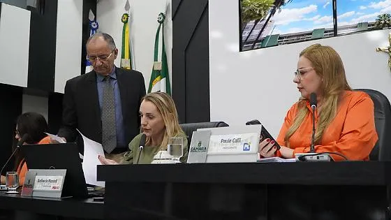 Veto surpreende vereadores e expõe crise nos bastidores da Câmara de Cuiabá “Falta comunicação”: sessão expõe desorganização na Câmara de Cuiabá