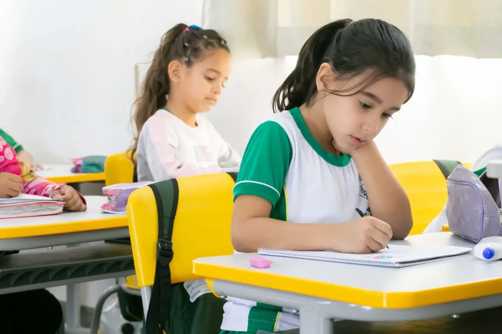 Alunos da Rede Municipal de Educação terão acesso a kit de material pedagógico estuturado
