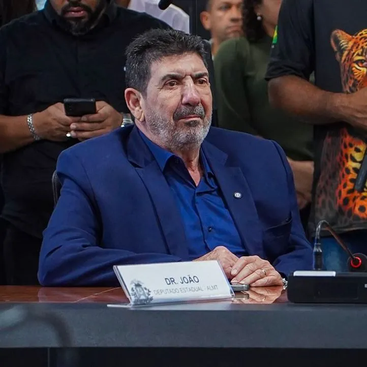Dr. João celebra compra da Santa Casa e permanência da oncologia e nefrologia pediátrica