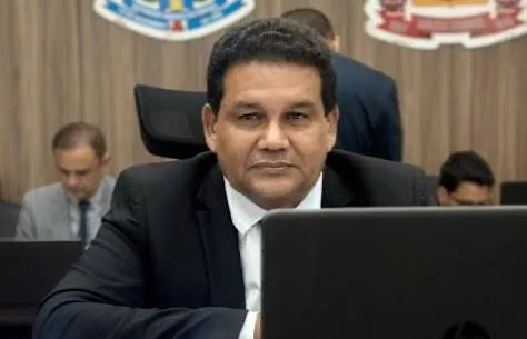 Reeleito presidente, Wanderley reforça compromisso com Várzea Grande aos 159 anos