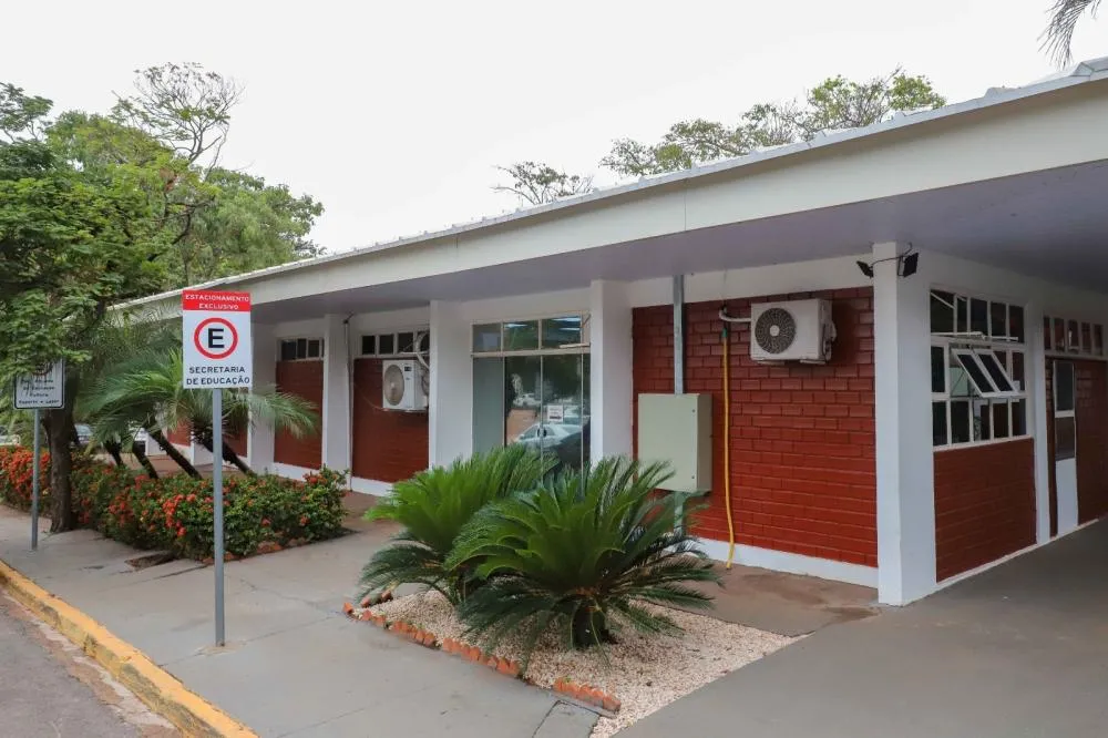 Secretária de Educação firma TAC para garantir convocação dos aprovados no Processo Seletivo