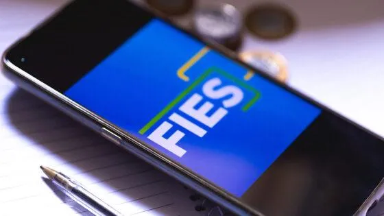 Governo amplia prazo para quitar financiamento do Fies Governo flexibiliza regras de financiamento para estudantes