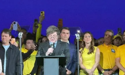 Após ofensas de Milei a Lula, Itamaraty chama embaixador para consulta