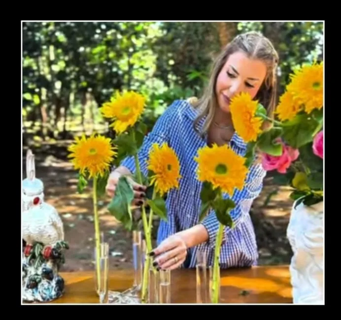 Coluna Anamaria: Plaenge e Andréa Cabral recebem convidadas em café da manhã exclusivo para um Workshop Floral! Chique demais!