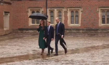Príncipe George começa aulas em Eton, seguindo passos de William