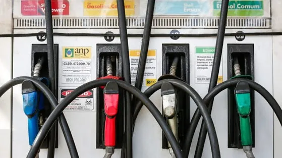 Posto em Cuiabá é multado após diesel com água danificar veículo