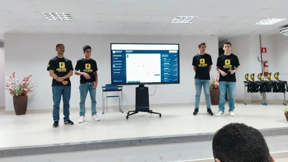 SEMCITECI realiza evento com estudantes da Rede Estadual de Ensino voltado à problemática do trânsito