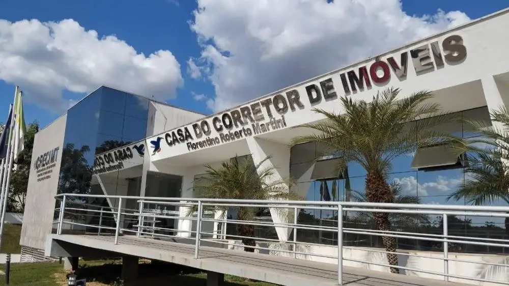 TJMT mantém por unanimidade suspensão de decreto de Abílio sobre lotes em Cuiabá