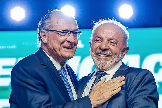 Lula vence Flávio Bolsonaro e conquista quarto mandato inédito na Presidência