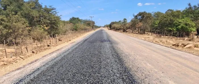 Pavimentação da PI-216 vai ligar malha viária das regiões sul e norte do Piauí