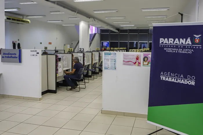 Com destaque para Curitiba e Cascavel, Agências do Trabalhador têm 23,8 mil vagas