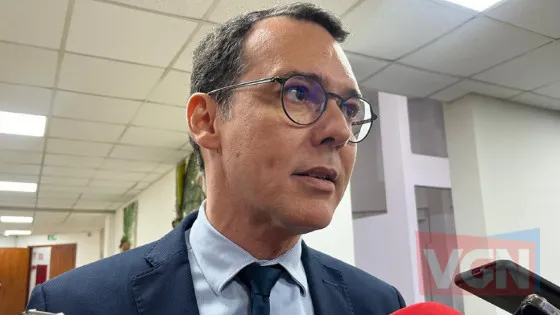 Assembleia convoca secretário de Saúde para cobrar nomeação de aprovados O deputado Lúdio Cabral lembrou que há mais de 7 mil cargos vagos na SES