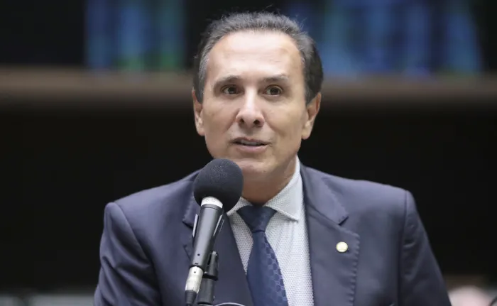 Proposta exige fixação de data para consumo no rótulo dos alimentosPara virar lei, proposta precisa ser aprovada pela Câmara e pelo Senado