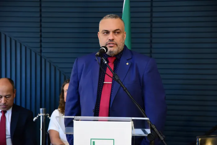 Projeto inclui educação financeira no currículo das escolasProposta está em análise na Câmara dos Deputados