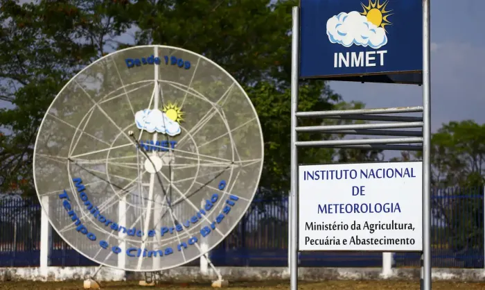 Inmet prevê tempestade em áreas do Sudeste e Centro-OesteAviso meteorológico é válido para esta sexta-feira e sábado