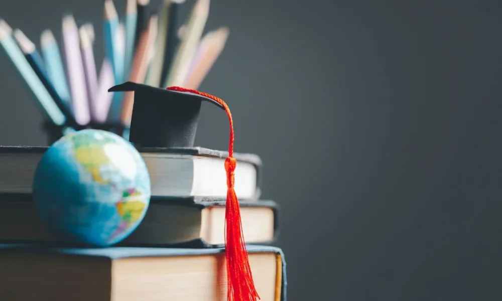 Inscrições para concorrer a bolsas de estudo podem ser feitas até o dia 16 de janeiro