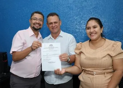 Inelegível, ex-vereador 'ganha' cargo de secretário em Poconé