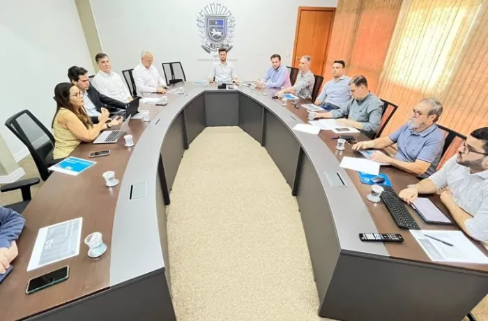 Contrato de gestão da Sefaz traz avanços tecnológicos e simplificação tributáriaOs contratos mapeiam o andamento das entregas de serviços públicos aos cidadãos A Reunião Estratégica Setorial dos Contratos de Gestão 2024