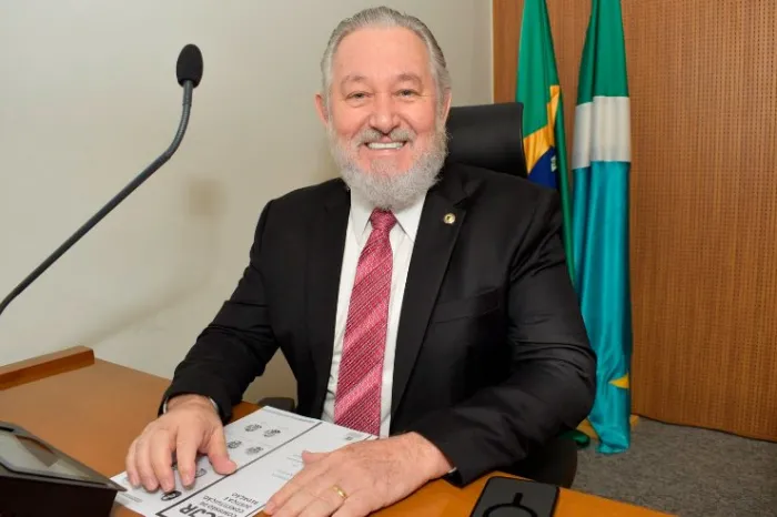 Lei: Nova regra garante maior segurança às vítimas de violência domésticaFoi sancionada a Lei 6.331 de 2024 , que acrescenta dispositivo ao artigo 4º da Lei 4.525 de 2014, que estabelece a prioridade de matrícula 