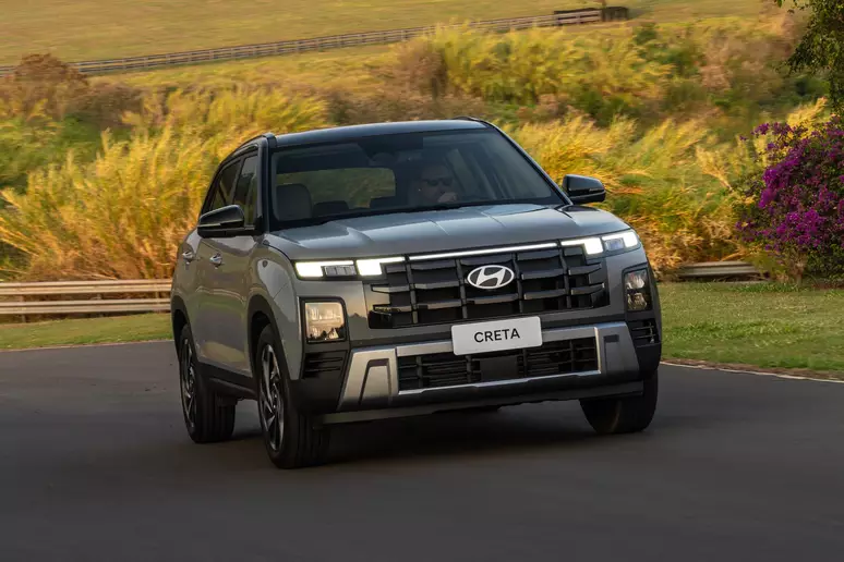 Creta e HB20 bombam em promoção e fazem Hyundai se aproximar da GM Hyundai tem forte alta no mercado com o antigo  Creta e o  HB20 em promoção, deve crescer mais de 50% no mês e sobe duas posições no ranking https://www.terra.com.br/mobilidade/carros/creta-e-hb20-bombam-em-promocao-e-fazem-hyundai-