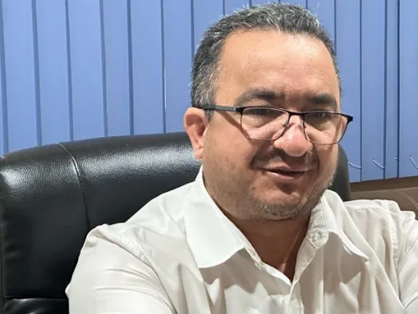 Único vereador do MDB e ex-secretário de Emanuel diz que não será oposição a Abilio Brunini Marcrean Santos afirmou que não pretende retirar seu nome da disputa para a presidência da Câmara