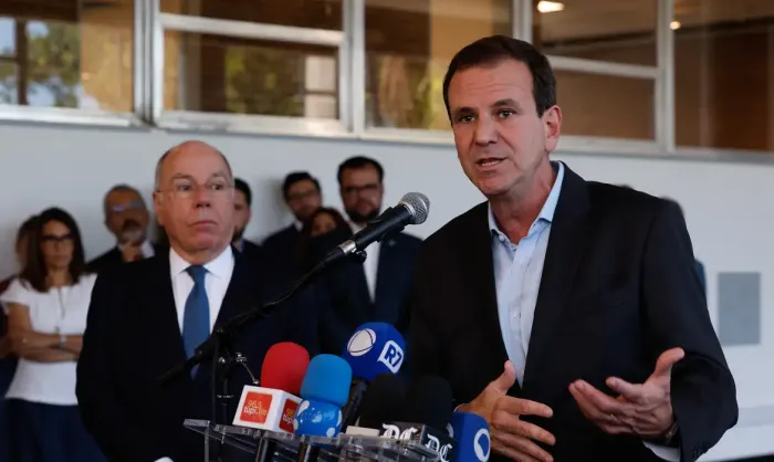 Paes defende fechamento do Santos Dumont durante Cúpula do G20Prefeito da capital do Rio também recomenda decretação de GLO