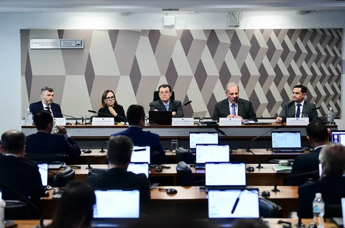 Reforma tributária: exceções podem elevar carga de tributos, alerta setor produtivoO grande número de exceções na regulamentação da reforma tributária é um dos pontos de preocupação de parte do setor produtivo